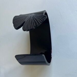 Capulet & Montague Black acrylic Ginkgo Cuff Bracelet